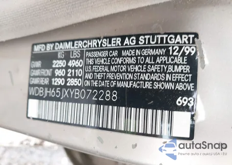 2000 Mercedes-Benz E 320 from USA, damaged, VIN WDBJH65JXYB072288